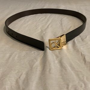 Womens Calvin Klein belt size small